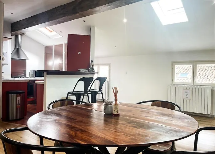 Spacieux En Plein Coeur De Apartmán Bordeaux