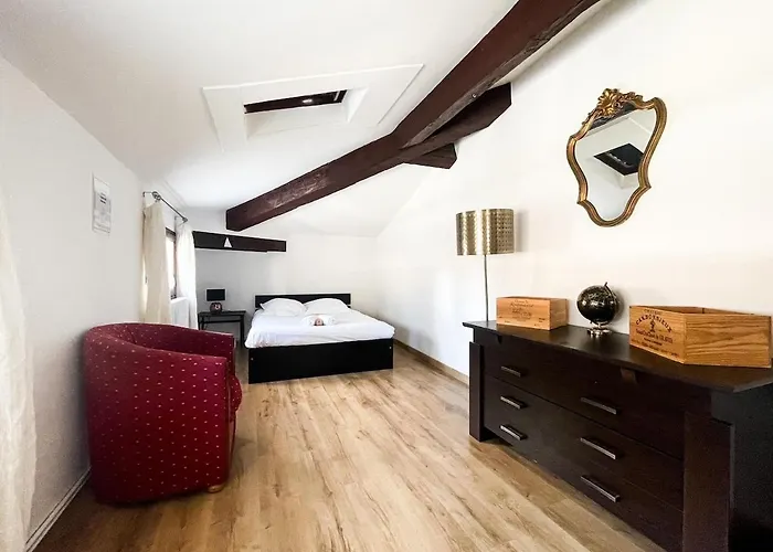 Spacieux En Plein Coeur De Apartmán